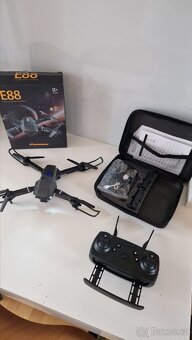 Dron E88 - 4