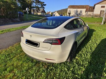 Tesla Model 3 Long Range Refresh 2021 - 4