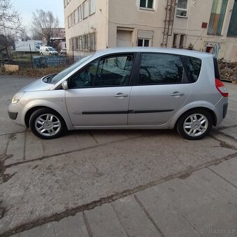 Renault Megane Scenic 2 - 4