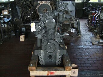 MOTOR Z FENDT 936 360HP kompletní i s chladičem - 4