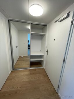 Nový byt 1+kk k pronájmu – Paprsek Stodůlky, přímo na metru - 4