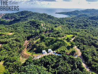 Falcon Valley Lot#12 Santos Guardiola, Roatan - 4