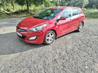 Hyundai i30 1.6 CRDi STK 2/2027 - 4