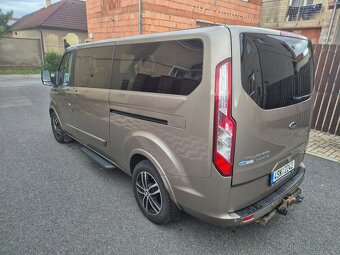 Ford Tourneo Custom - 4