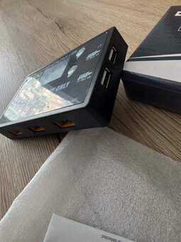 Měnič napětí DOKIO Solar Controller 12V 10A - 4