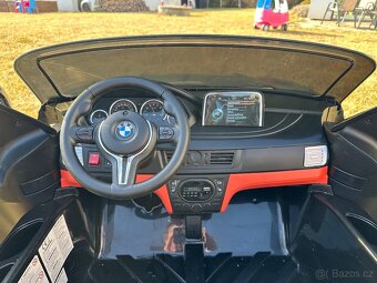 Elektrické autíčko BMW X6 M dvoumístné XXL lakované černé - 4