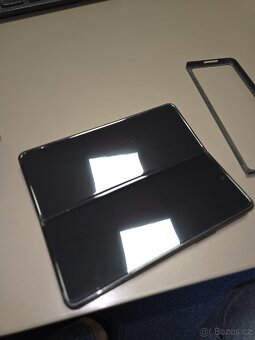 Prodám Samsung Galaxy z fold 3 - 4