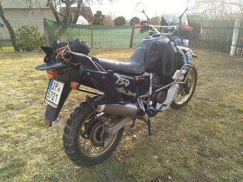 Honda xrv 750 Africa Twin - 4