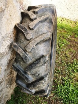 prodám pneu traktorové přední - 4