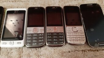 Prodám staré telefony.. - 4