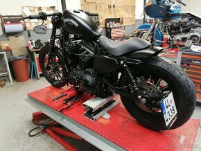 Harley Davidson Sportster IRON - 4