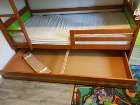 Prodej dvoupatrové postele - 4