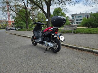 Aprilia sr 125 Motard - 4