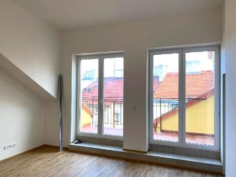 Nový byt 2+kk s terasou, 50m2,P.7-U metra Vltavska - 4