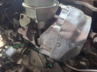 Motor R9M - 4