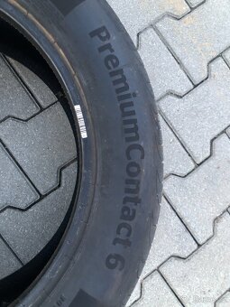 Pneu 215/55 R17 - 4