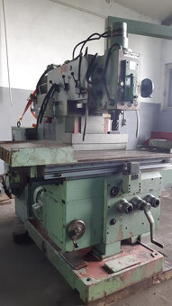 Univerzální frézka TOS FGSV 32 - 4