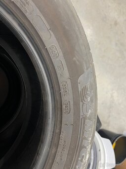 Michelin Premacy  235/60/17 - 4
