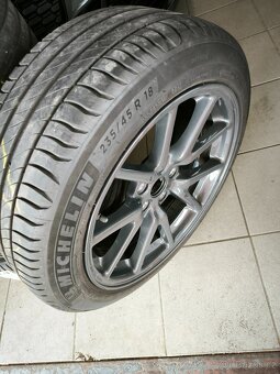 Originál letní sada ALU kol Tesla model 3  Michelin - 4