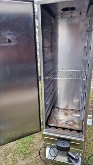 udírna Kaiserova 125 izolovaná elektrická udírna - 4