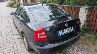 Škoda Octavia 2 liftback 2.0 TDI - 4