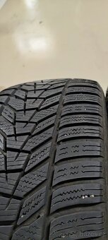 2ks 235/45/18 Hankook winter i cept evo3, 7.1mm, 2721 - 4
