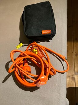 Jackery Explorer 1000 Pro + solární panel – velmi dobrý stav - 4