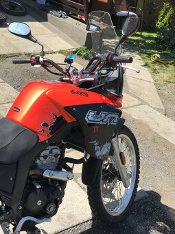 Um dsr adventure tt 125 2018 - 4
