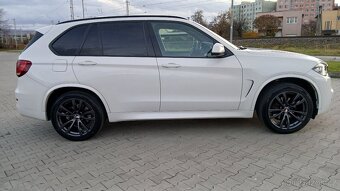 BMW X5 xDrive30d A/T - 4