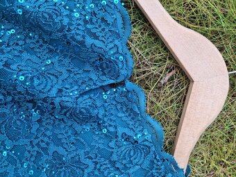 Nové krajkové slavnostní šaty - 4