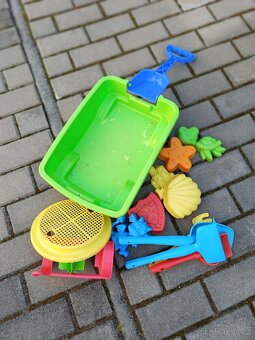 Vozík a příslušenství na písek - 4