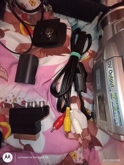 Videokamera JVC mini DV - 4