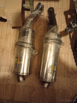 APRILIA RSV 1000 R - 4