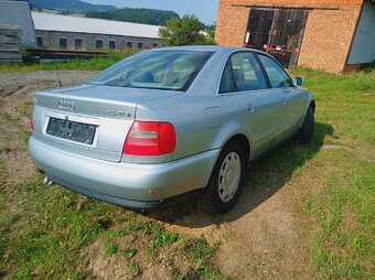 Audi A4 2.5 TDI - 4