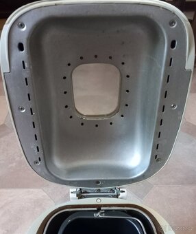 Moulinex domácí pekárna - 4