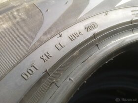 Range Rover Sport celoroční 235/65/19. - 4