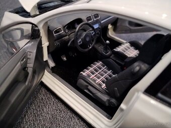 VW Golf GTI 1/18 - 4