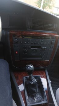 Opel Omega 2.2 benzín 106kw - 4