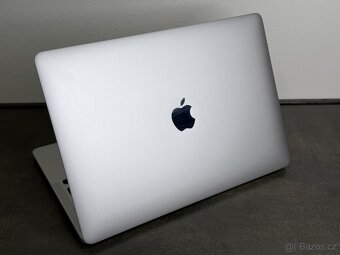 MacBook Pro 13'' 2020 / M1 / 16GB / 512GB SSD / Silver - D - 4