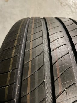 Pneu Michelin 4x 235/50/19 dot24 - 4