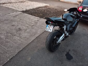 Honda CBR 1000rr Fireblade - 4