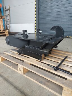 Adapter z uchycení S1 na S60 , kolesové pasove rypadlo Volvo - 4
