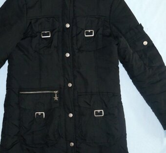Černá zimní dlouhá prošívaná bunda, vel. 38, zn. Superstar - 4
