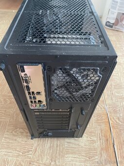 Herní počítač - 4