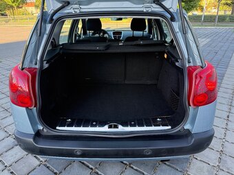 Peugeot 207 SW kombi 1,4i 70kW r.v.2011 Serviska - 4