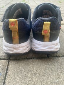 Tenisky Nike Revolution 5 GS vel. 2,5, EU 34, 21,5cm - 4