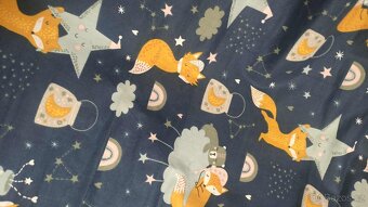 Nebesa / baldachýn k dětské postýlce – lišky, hvězdy - 4