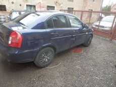 Hyundai Accent 1.5 CRDI - 4