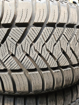 235/40r18 95V  Maxxis  ap2 - 4