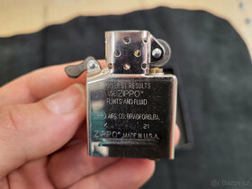 Zippo s taktickým pouzdrem - 4